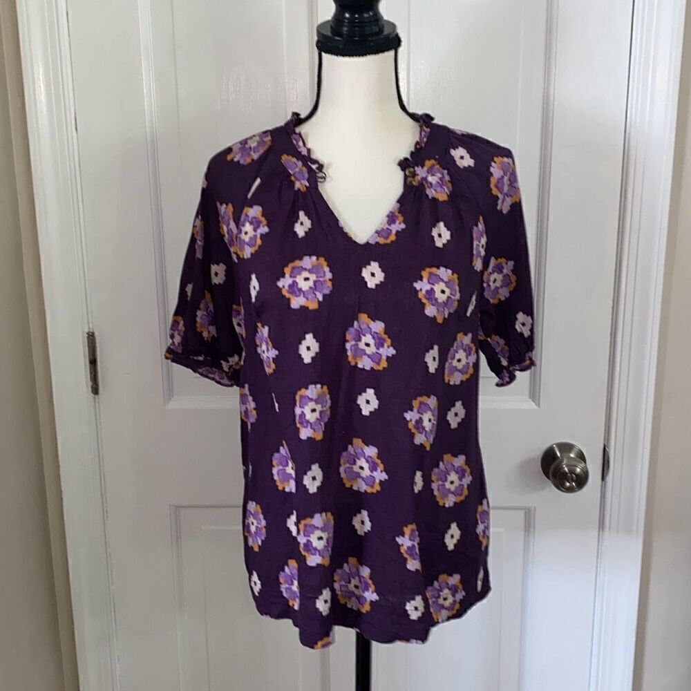 Sonoma short sleeve floral print blouse size M